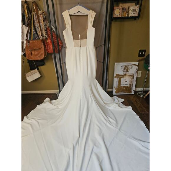 Tebault Bridal Mermaid Wedding Dress with Train – Size 18 True Size 14 - Picture 13 of 16
